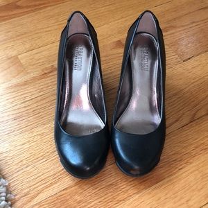 Reaction Kenneth Cole wedged